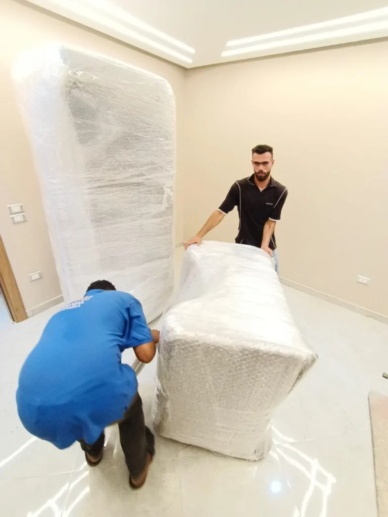 مشاكل نقل الأثاث تنتهي هنا: اكتشف خدمات الرُقيّة المتكاملة بالرياض